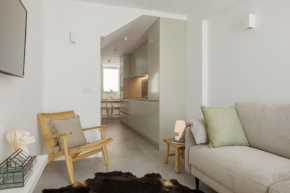 Lapa 84-A - seafront house